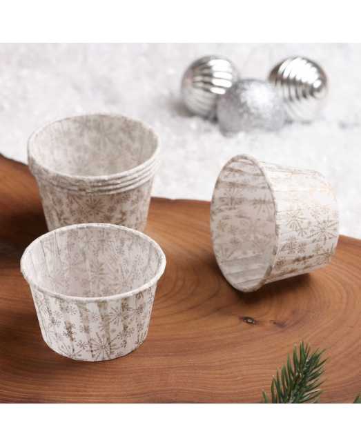 Форма бумажная "Маффин", снежинки, 5 х 4 см - товары для кондитеров. Форма бумажная "Маффин", снежинки, 5 х 4 см - товары для кондитеров.